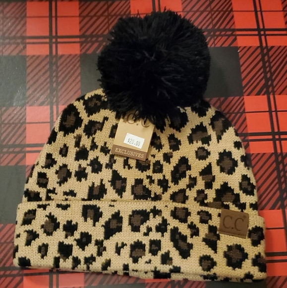 adidas leopard beanie
